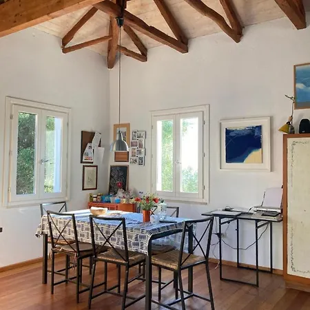 La Casa Tra Gli Alberi E Il 펜션 *